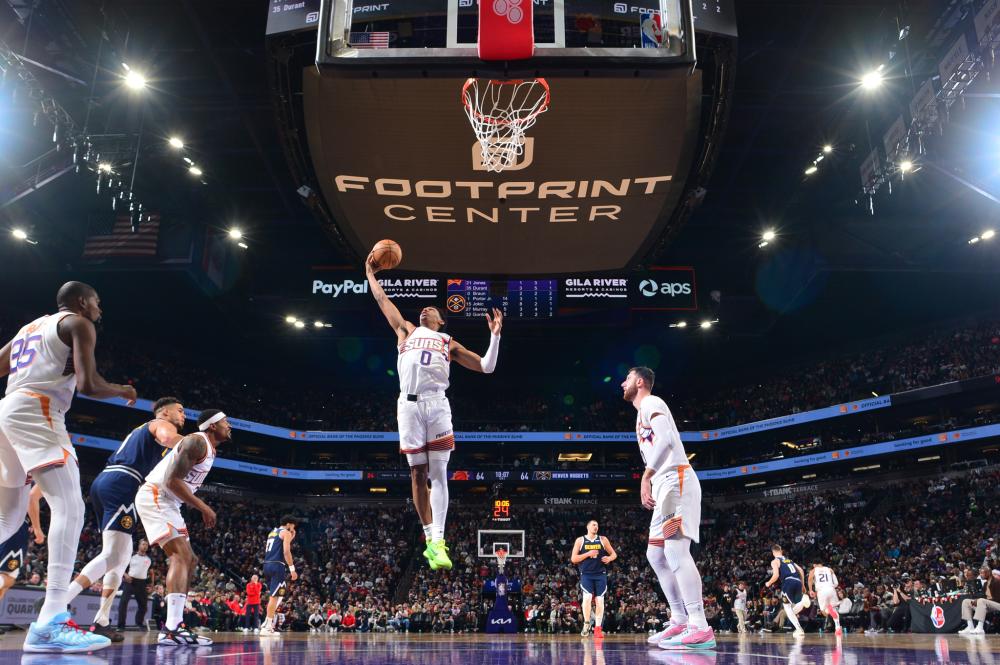 巴萨重返巅 巴萨重返巅