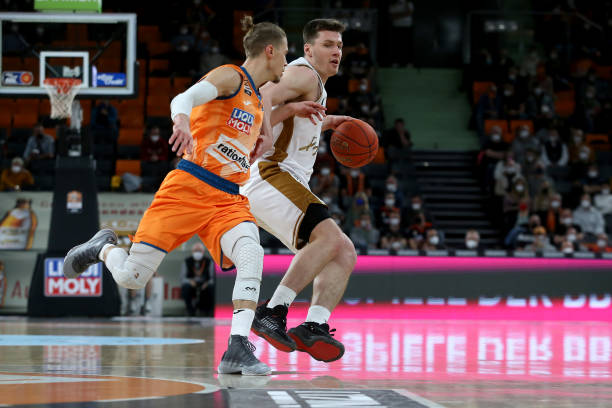 控球和精准 控球和精准