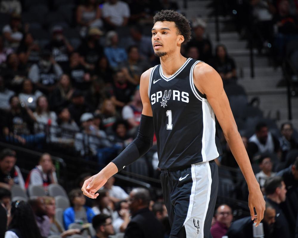 仍然是现役 仍然是现役